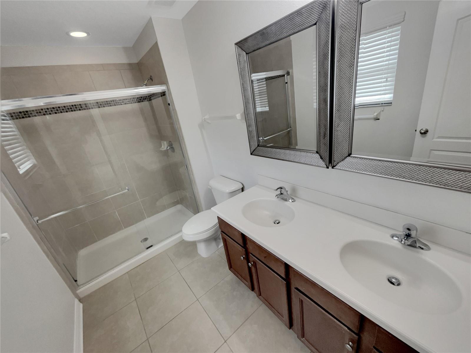 6123 TRENT CREEK DR, SUN CITY CENTER, FL, 33573