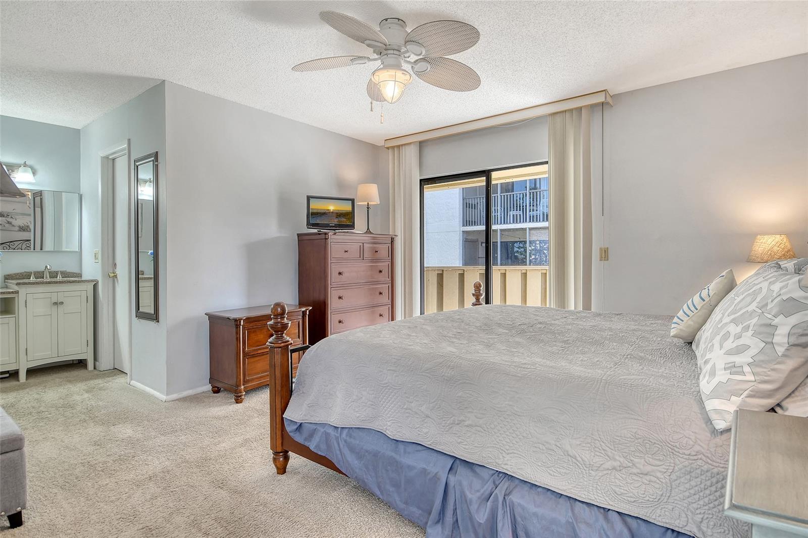 A4658363 Property Photo