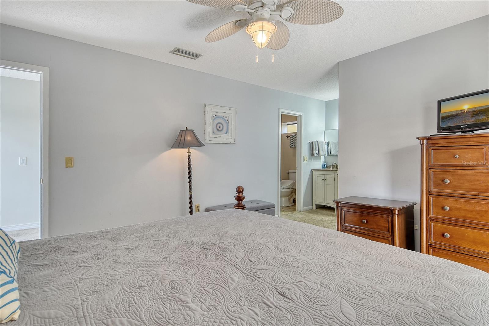 A4658363 Property Photo
