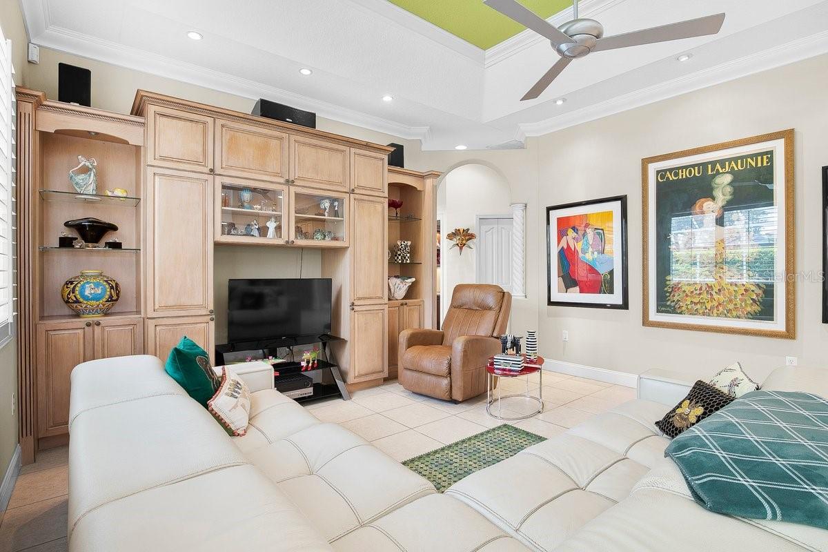 A4658368 Property Photo