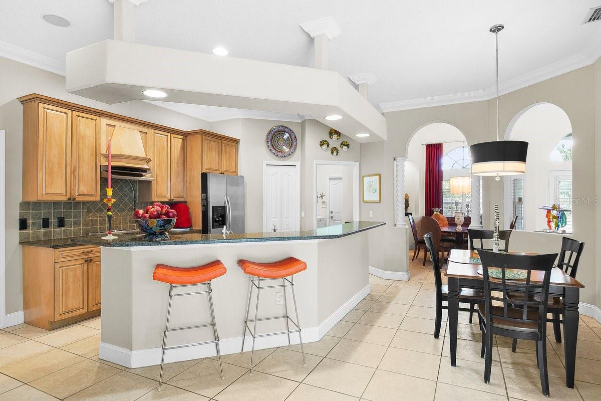 A4658368 Property Photo