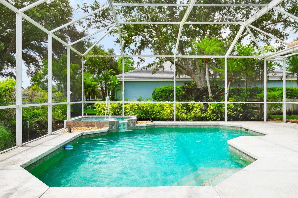A4658368 Property Photo