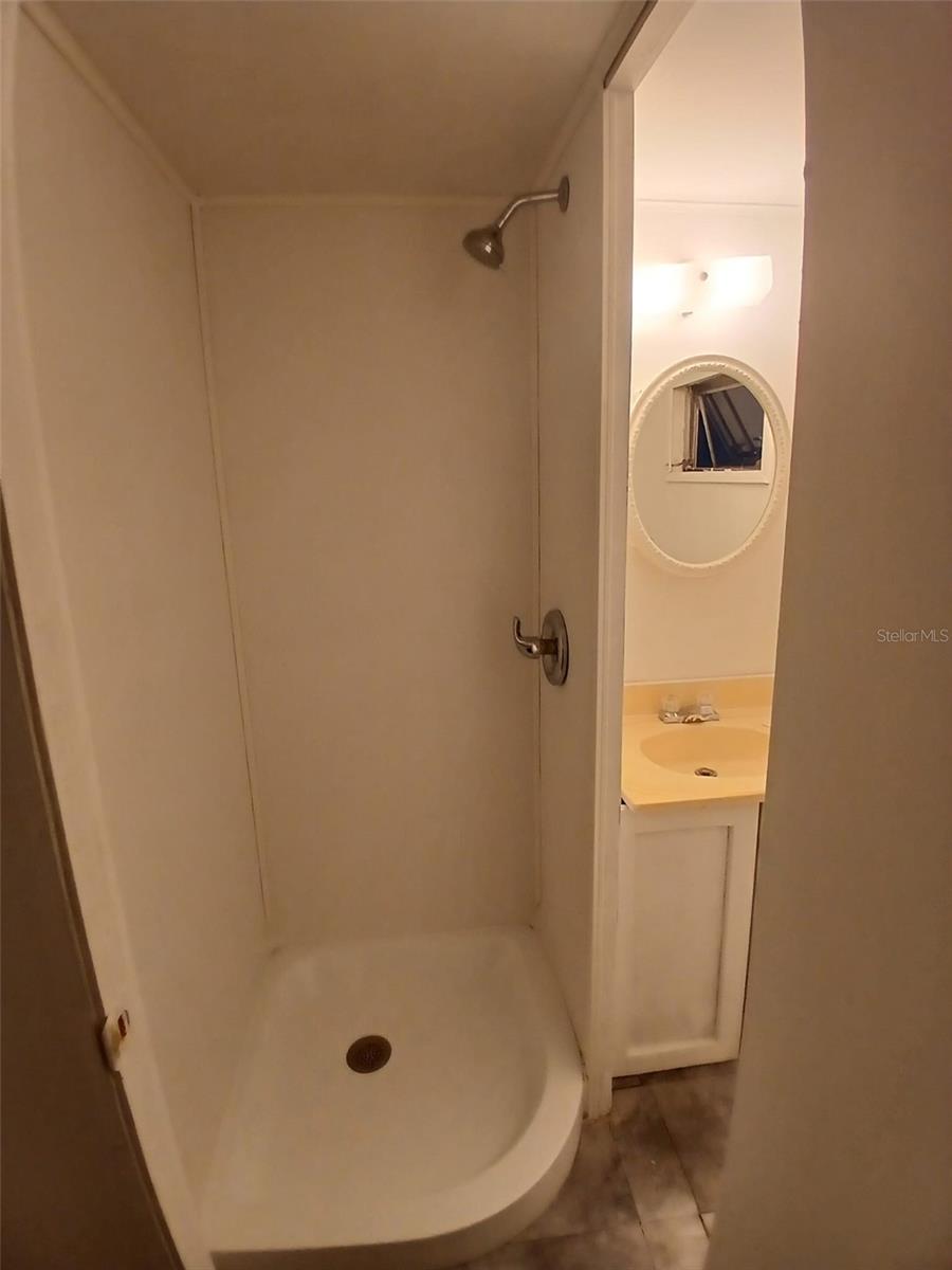 C7512187 Property Photo