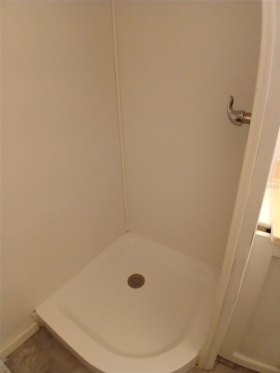 C7512187 Property Photo