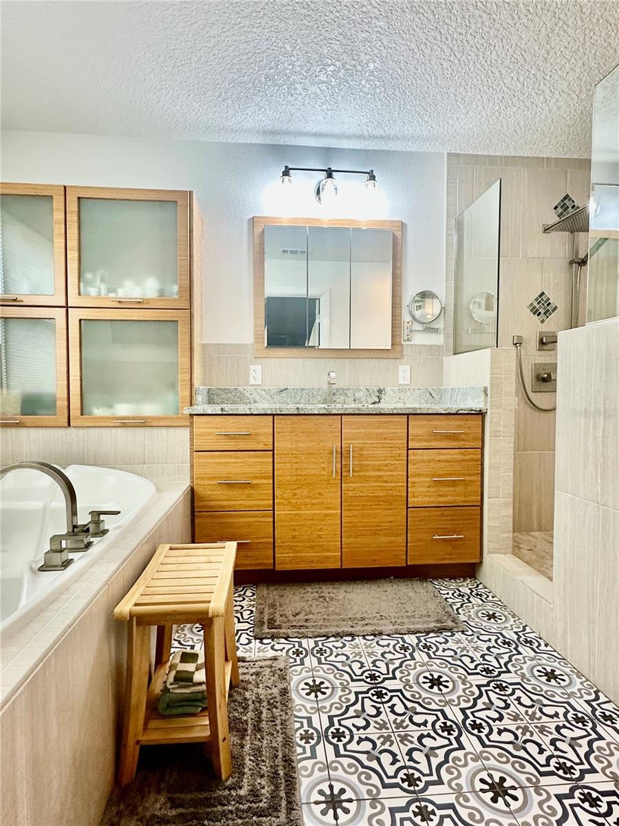 142 REEF RD, SOUTH DAYTONA, FL, 32119