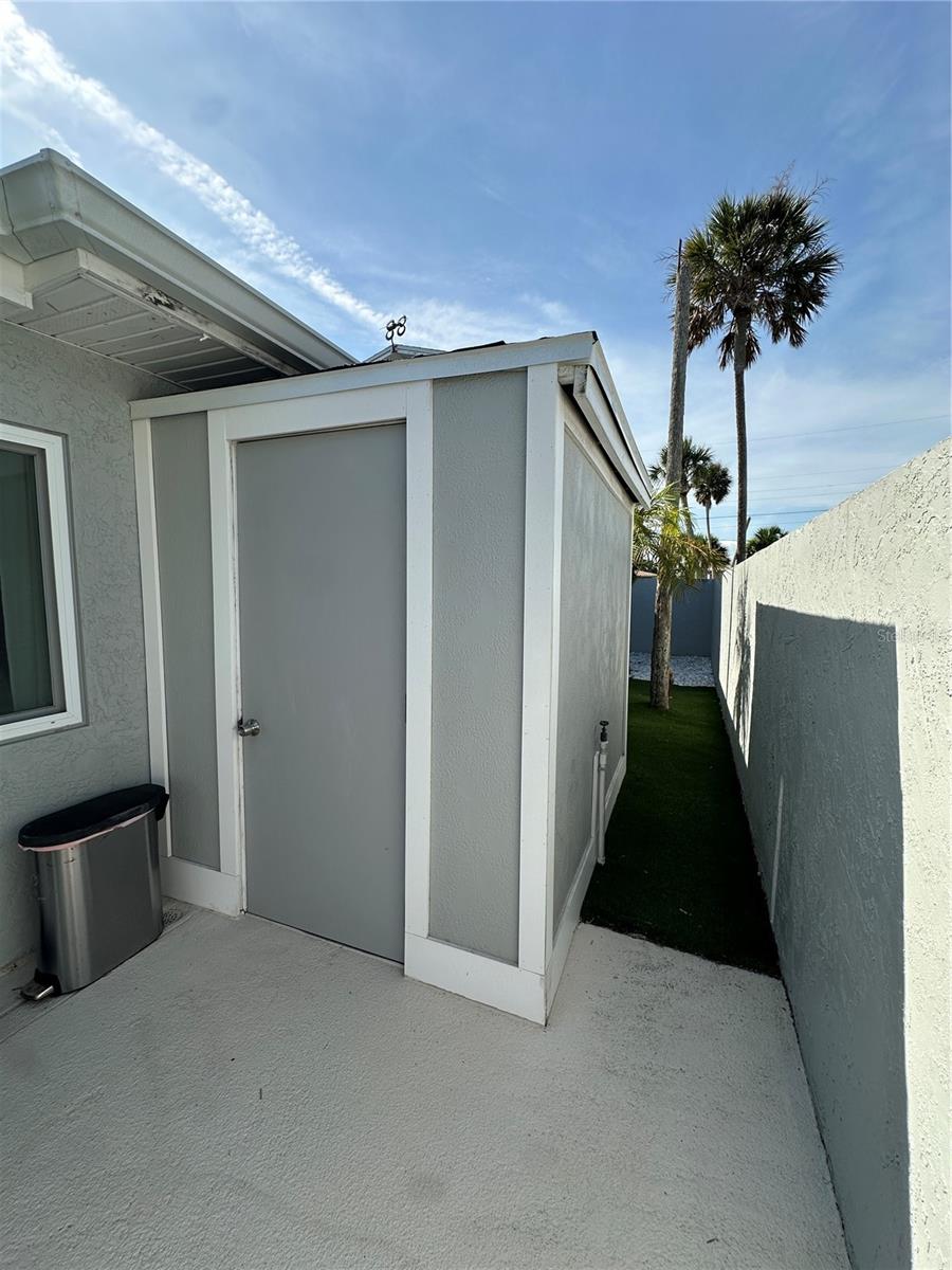 142 REEF RD, SOUTH DAYTONA, FL, 32119