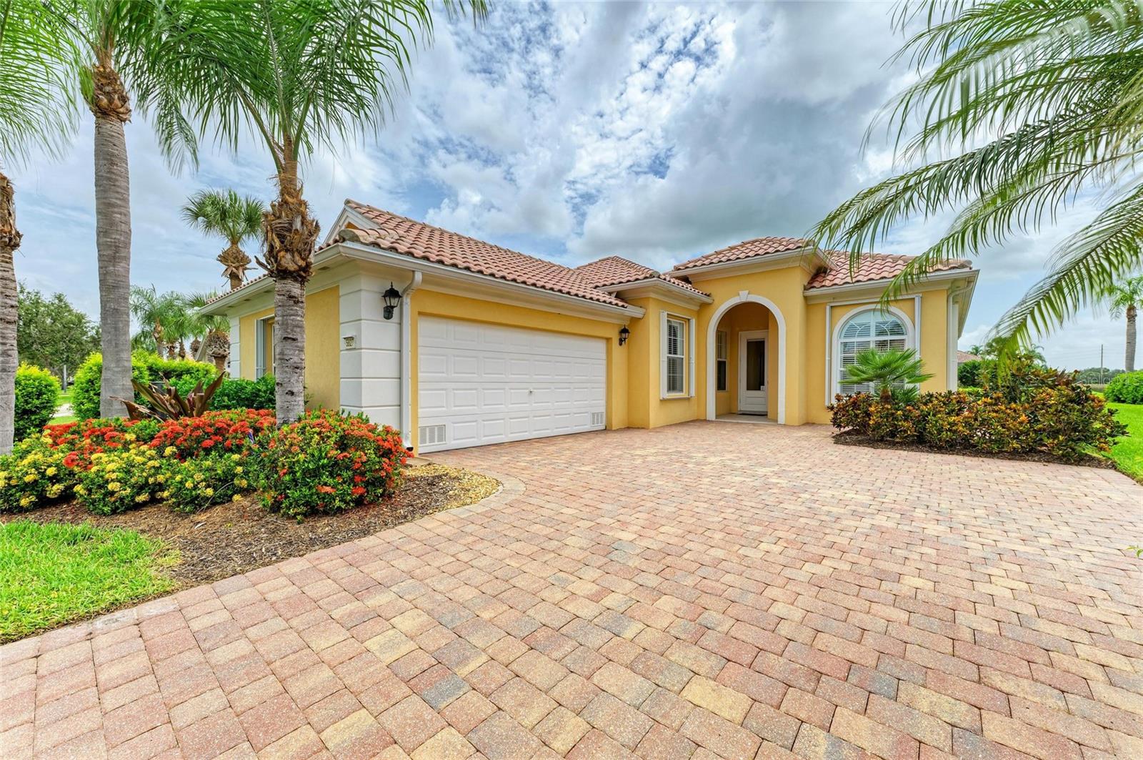 5827 BENEVENTO DR, SARASOTA, FL, 34238