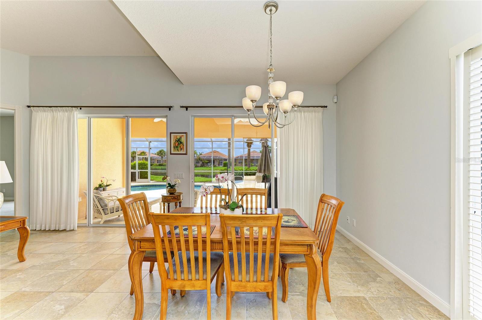 5827 BENEVENTO DR, SARASOTA, FL, 34238