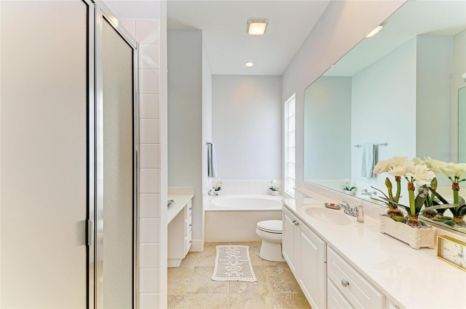 5827 BENEVENTO DR, SARASOTA, FL, 34238