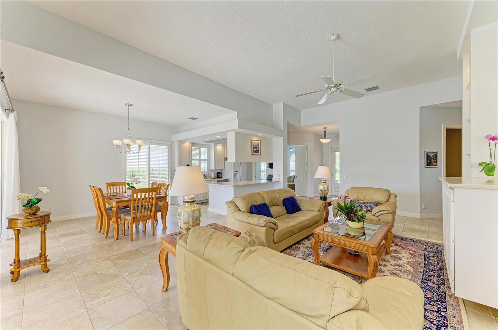 5827 BENEVENTO DR, SARASOTA, FL, 34238