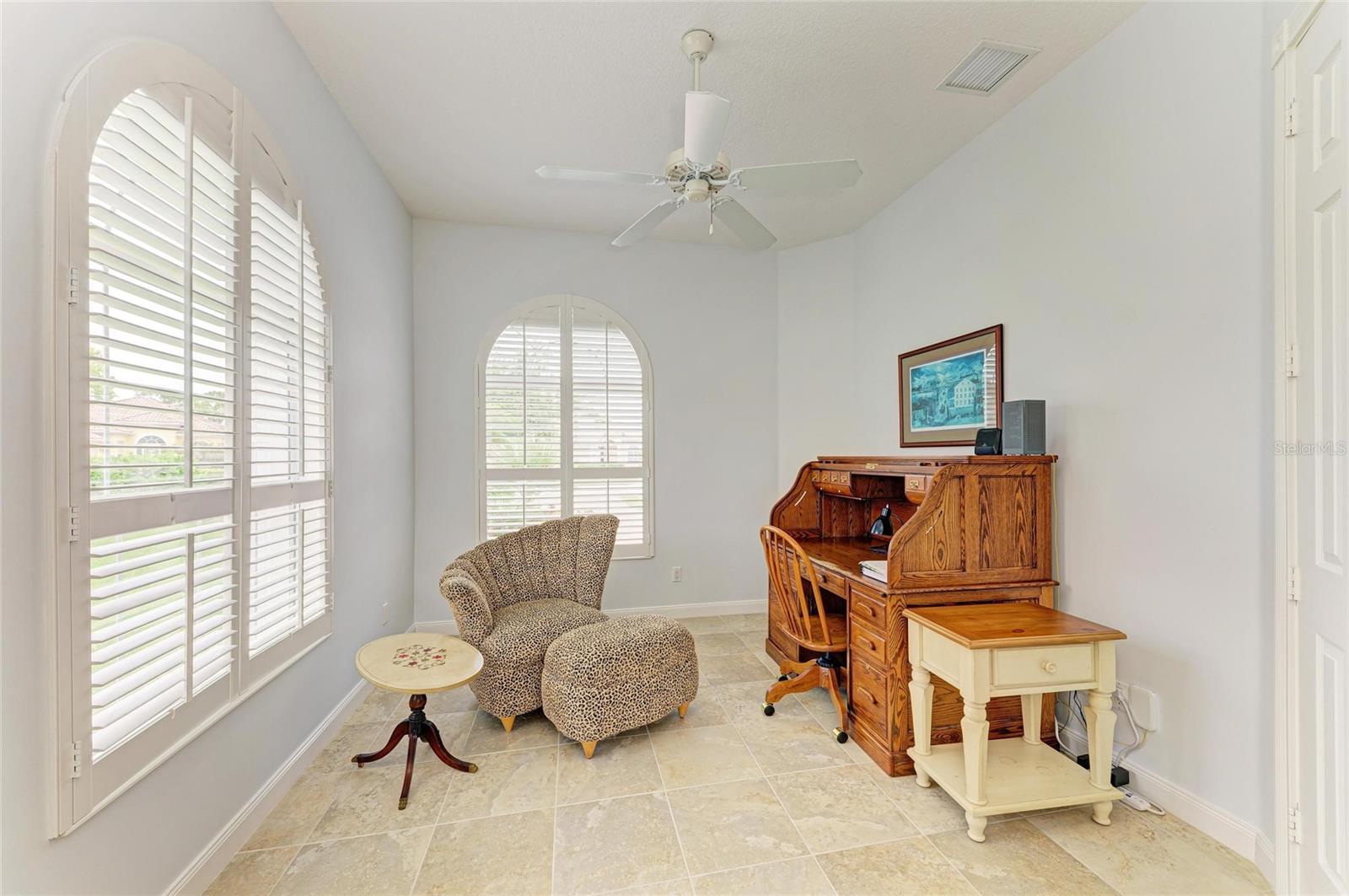 5827 BENEVENTO DR, SARASOTA, FL, 34238