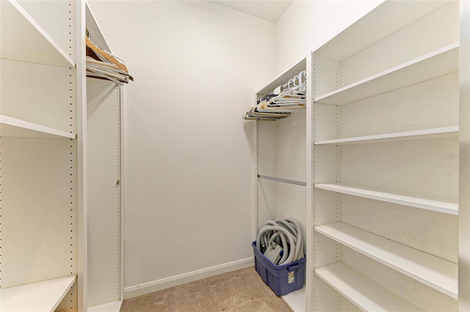 5827 BENEVENTO DR, SARASOTA, FL, 34238