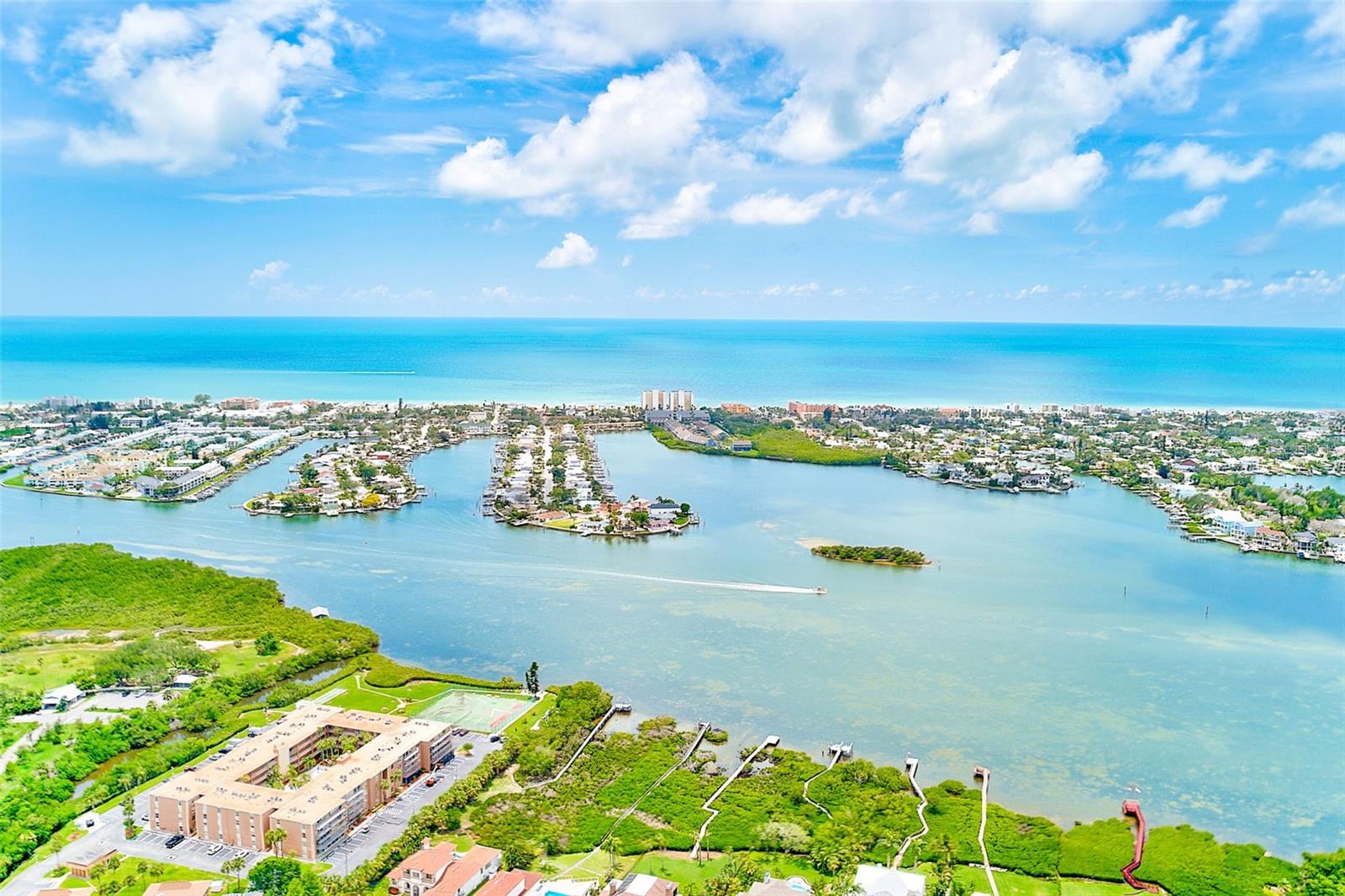 14106 KENSINGTON OAK PL, LARGO, FL, 33774