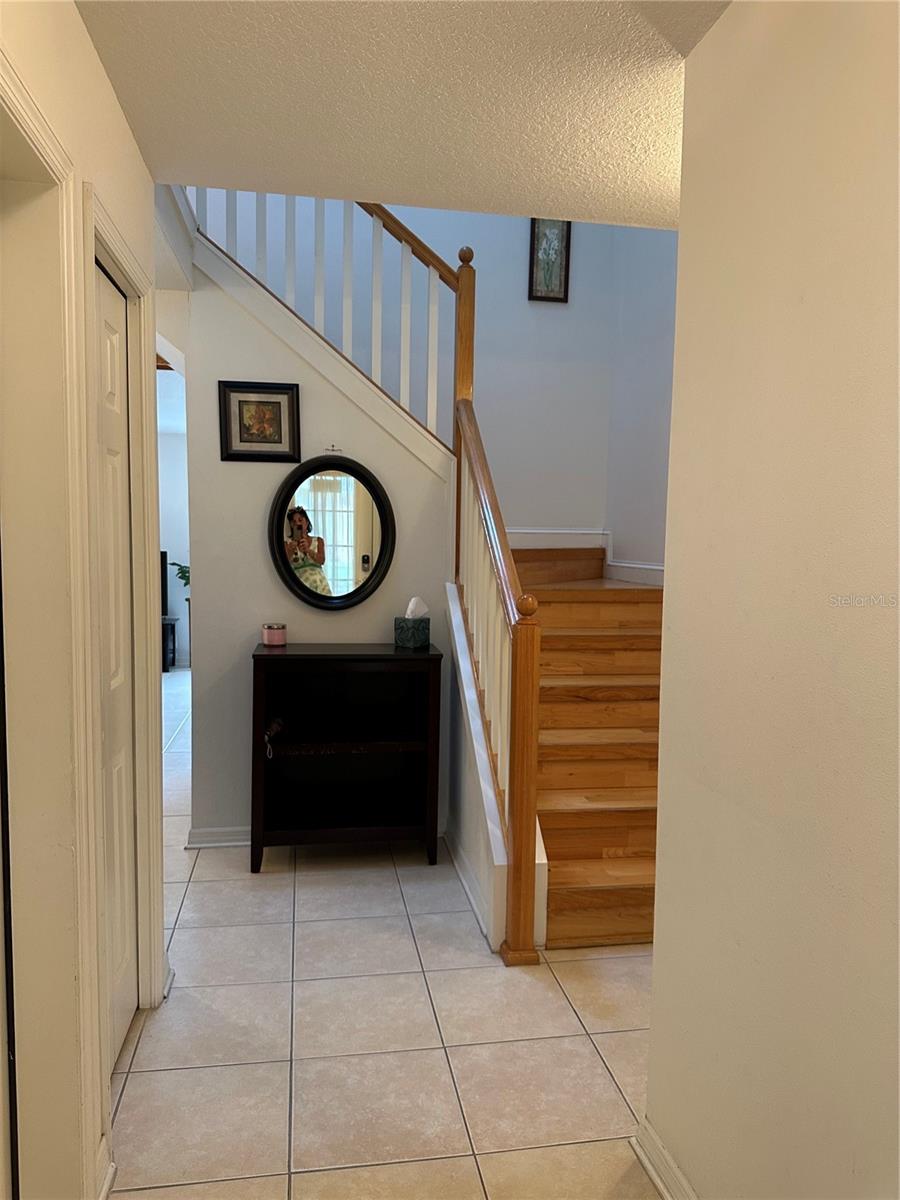 1124 SUNSET POINT RD #302, CLEARWATER, FL, 33755