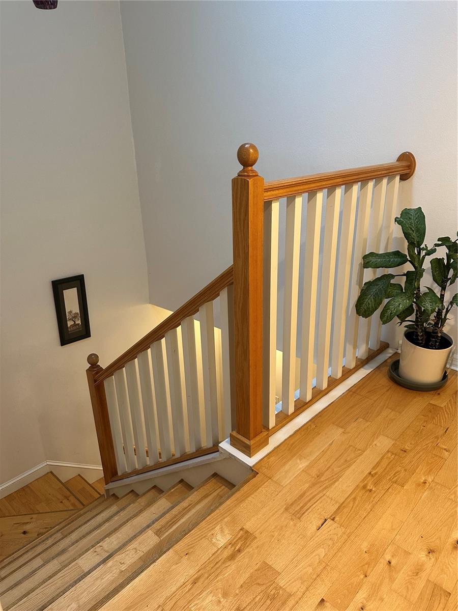 1124 SUNSET POINT RD #302, CLEARWATER, FL, 33755