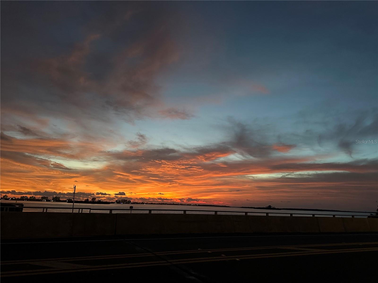 1124 SUNSET POINT RD #302, CLEARWATER, FL, 33755