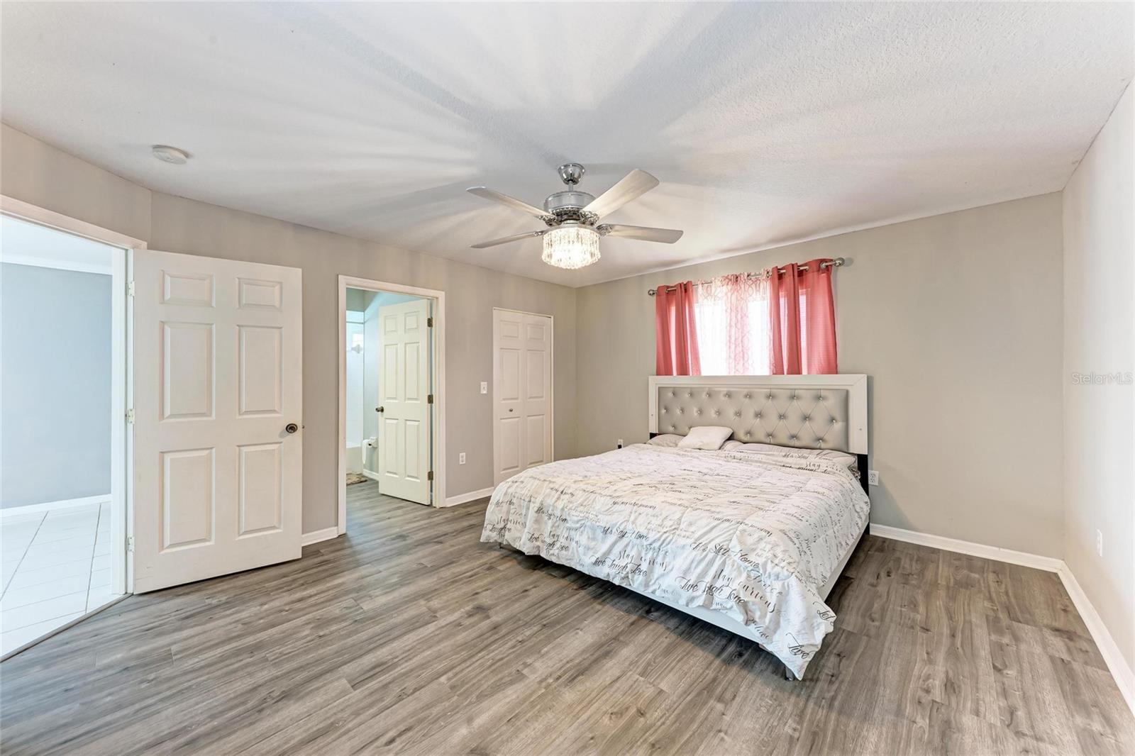 5453 COLONY LAKE LN, SARASOTA, FL, 34233