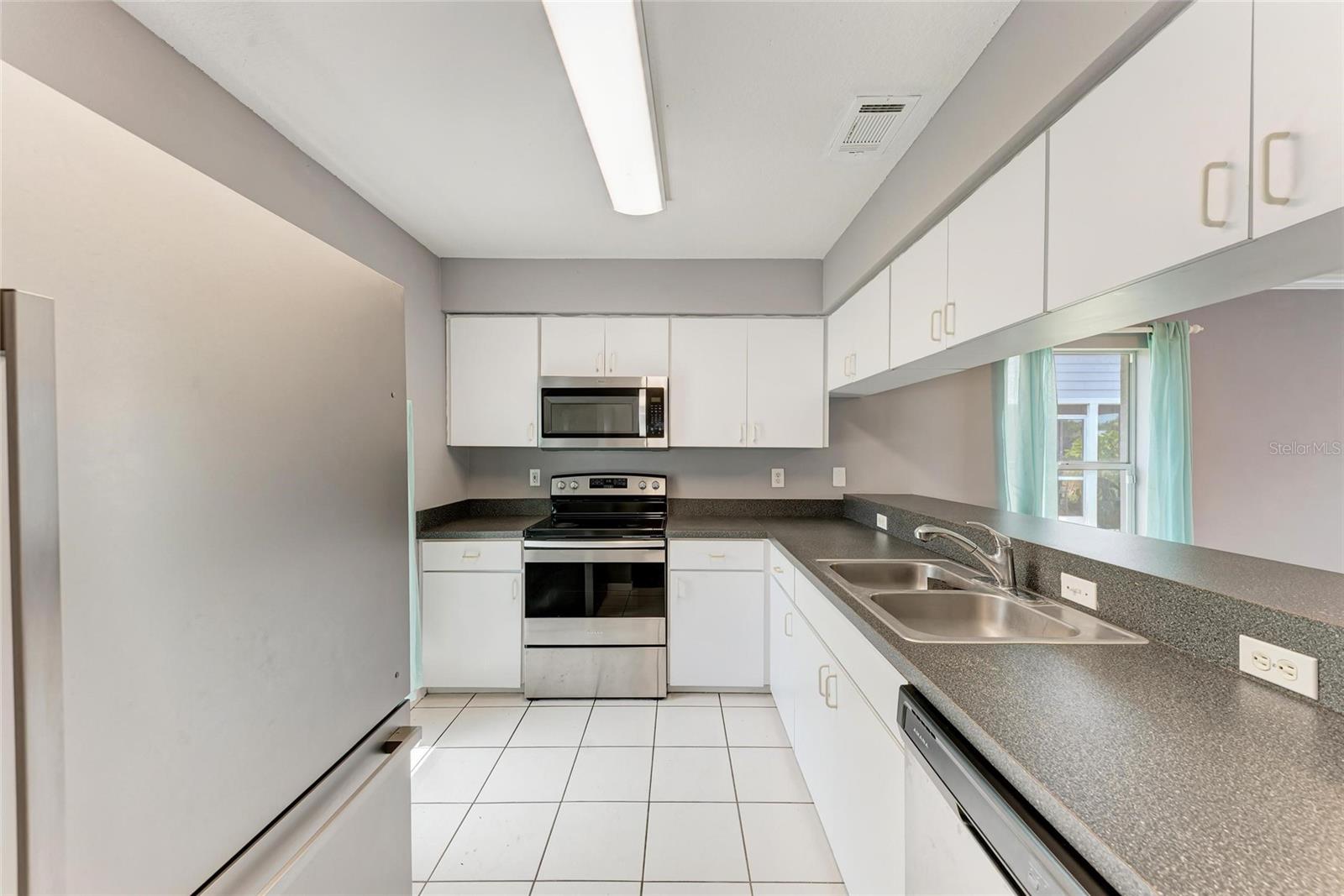 5453 COLONY LAKE LN, SARASOTA, FL, 34233