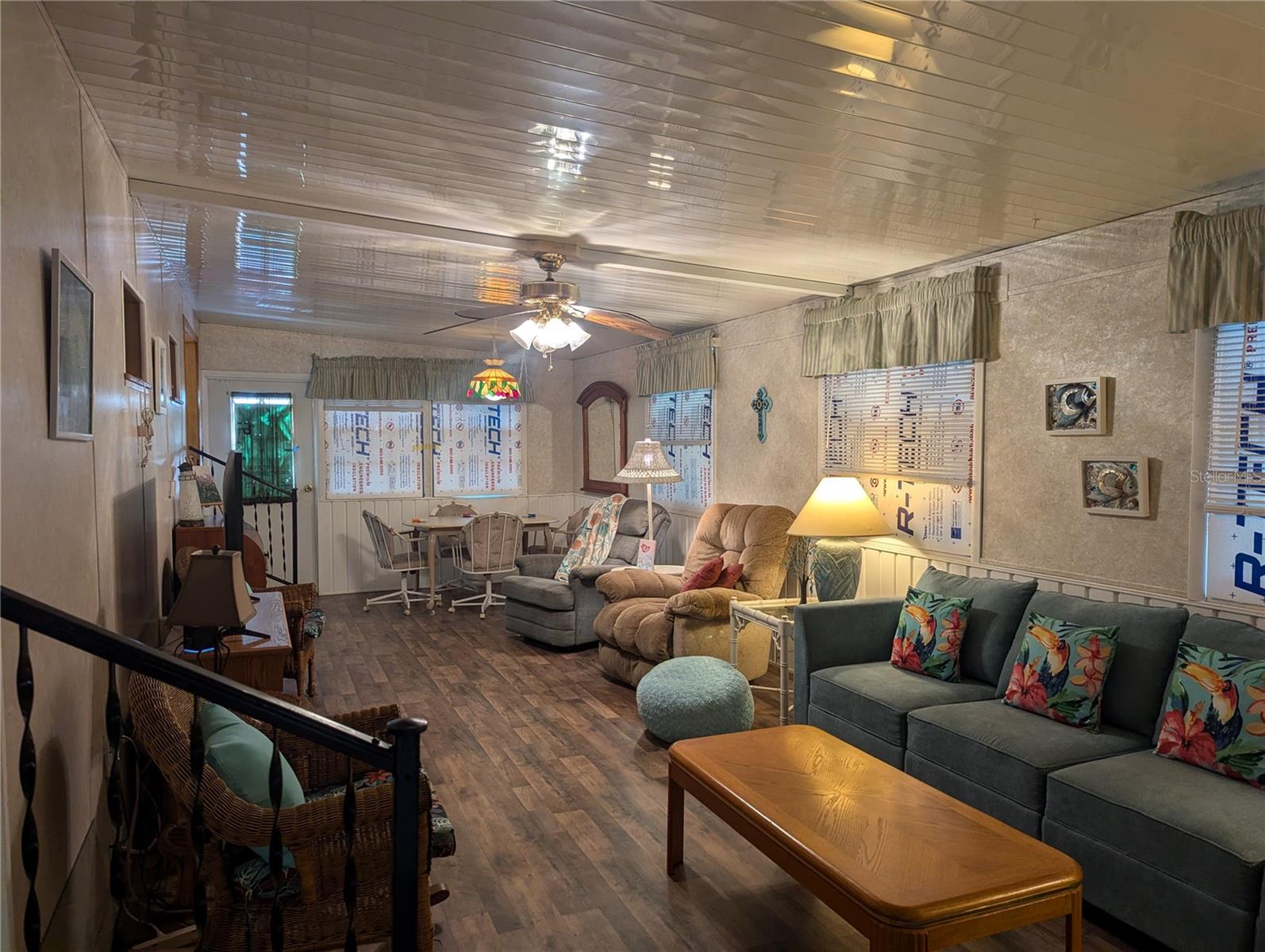 K4902999 Property Photo