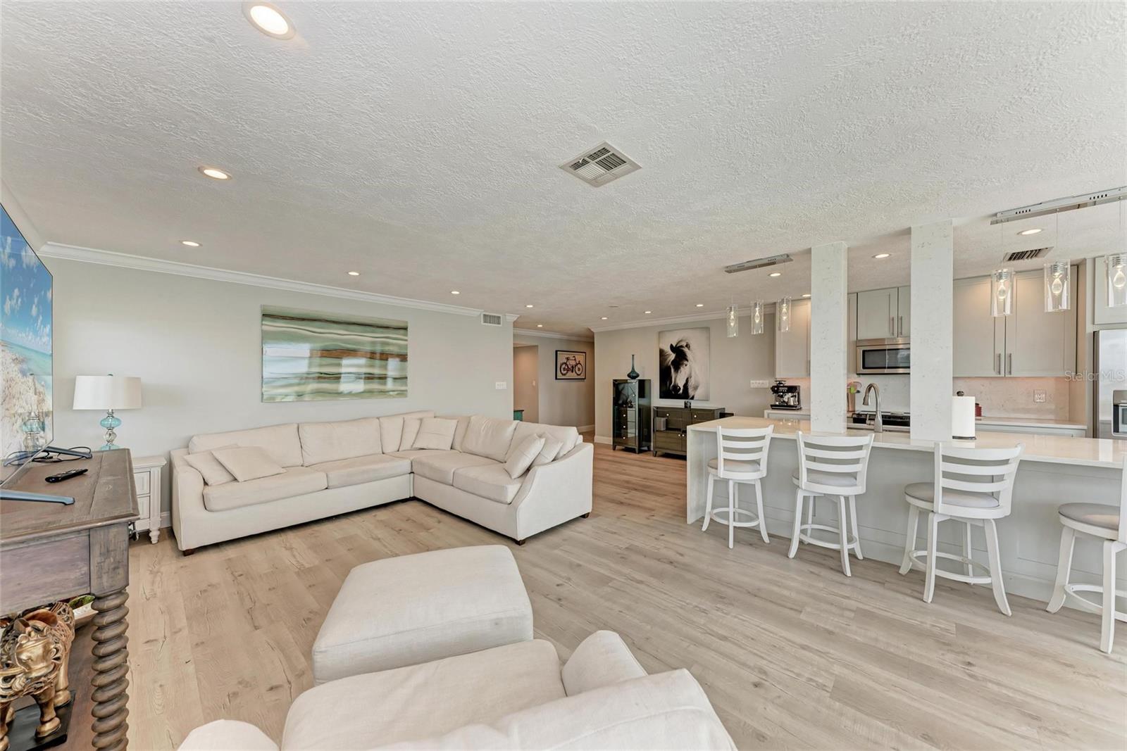 226 GOLDEN GATE PT #44, SARASOTA, FL, 34236