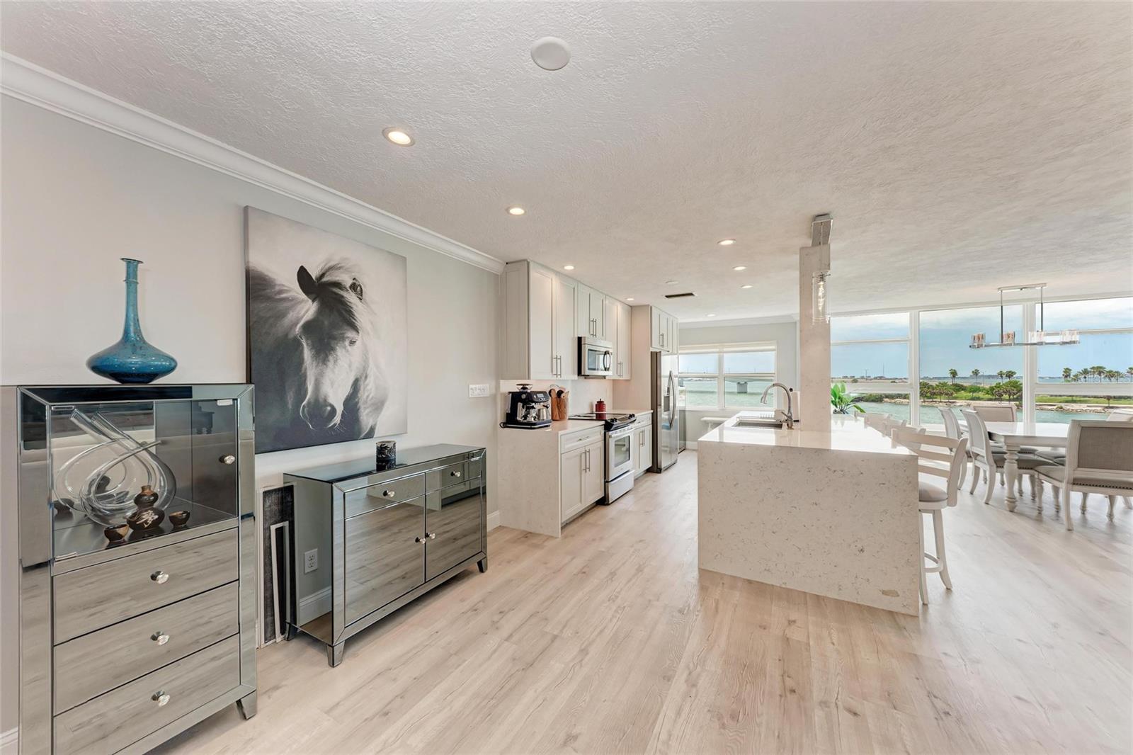 226 GOLDEN GATE PT #44, SARASOTA, FL, 34236