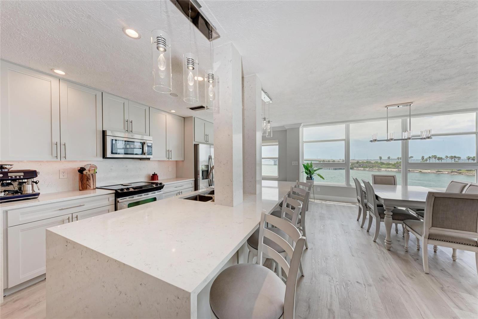 226 GOLDEN GATE PT #44, SARASOTA, FL, 34236