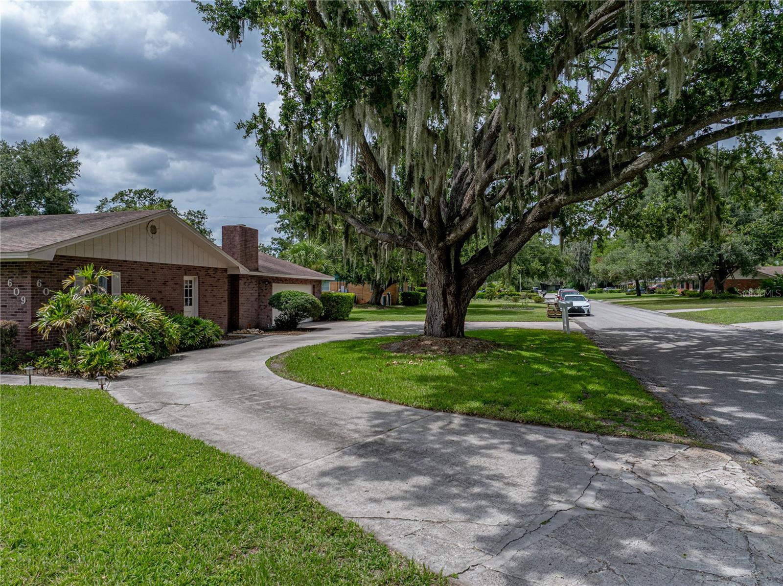 609 W PIPKIN RD, LAKELAND, FL, 33813