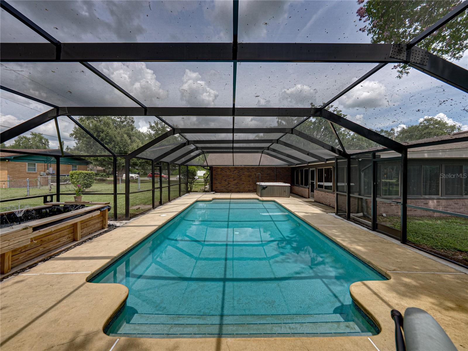 609 W PIPKIN RD, LAKELAND, FL, 33813