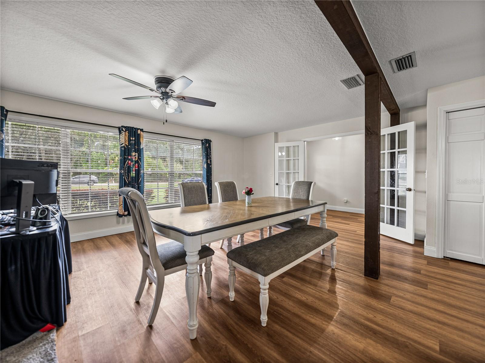 609 W PIPKIN RD, LAKELAND, FL, 33813