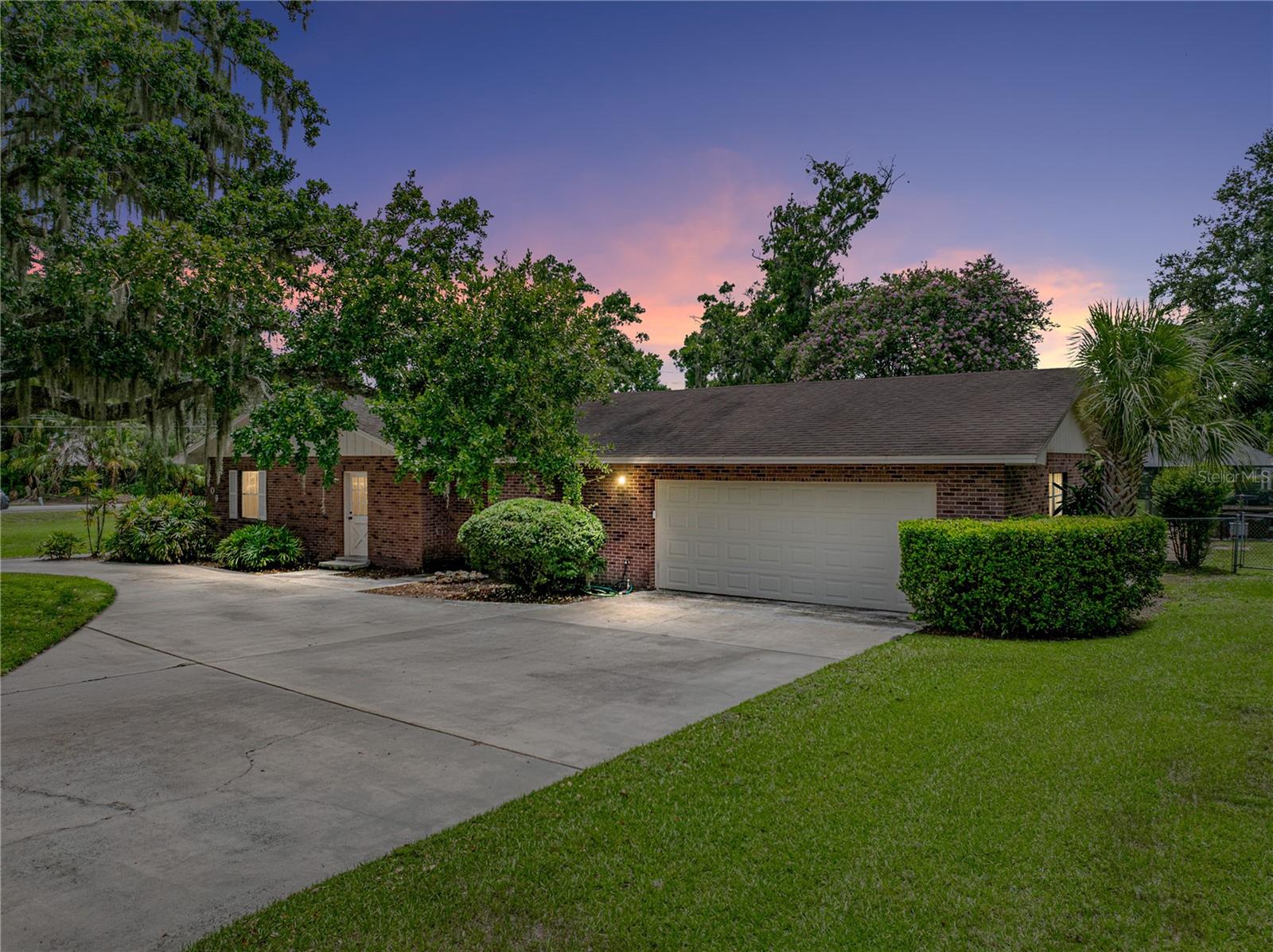 609 W PIPKIN RD, LAKELAND, FL, 33813