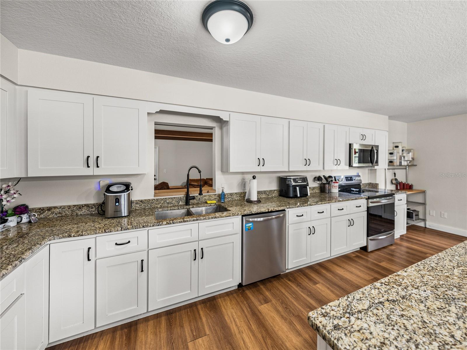 609 W PIPKIN RD, LAKELAND, FL, 33813