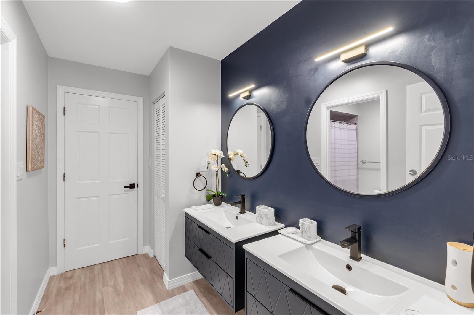 A4658444 Property Photo