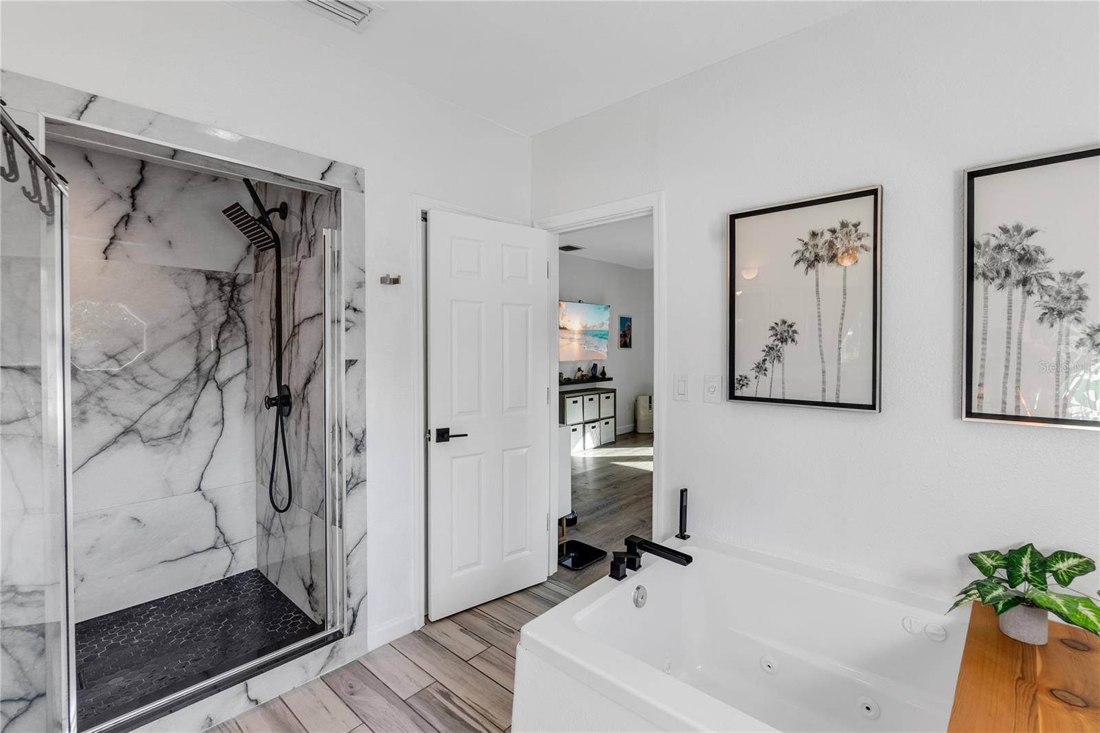 A4658444 Property Photo