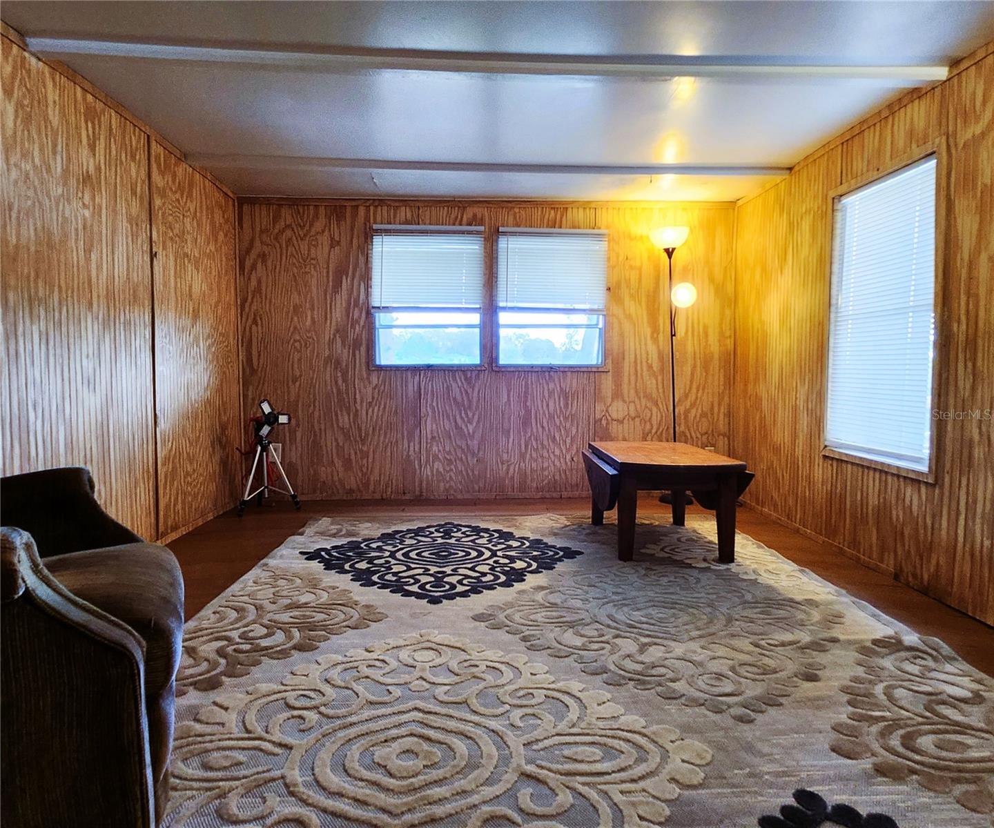 TB8405799 Property Photo