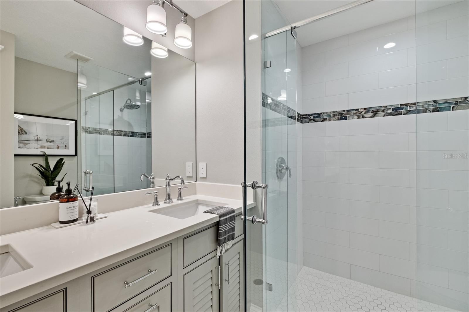A4658461 Property Photo
