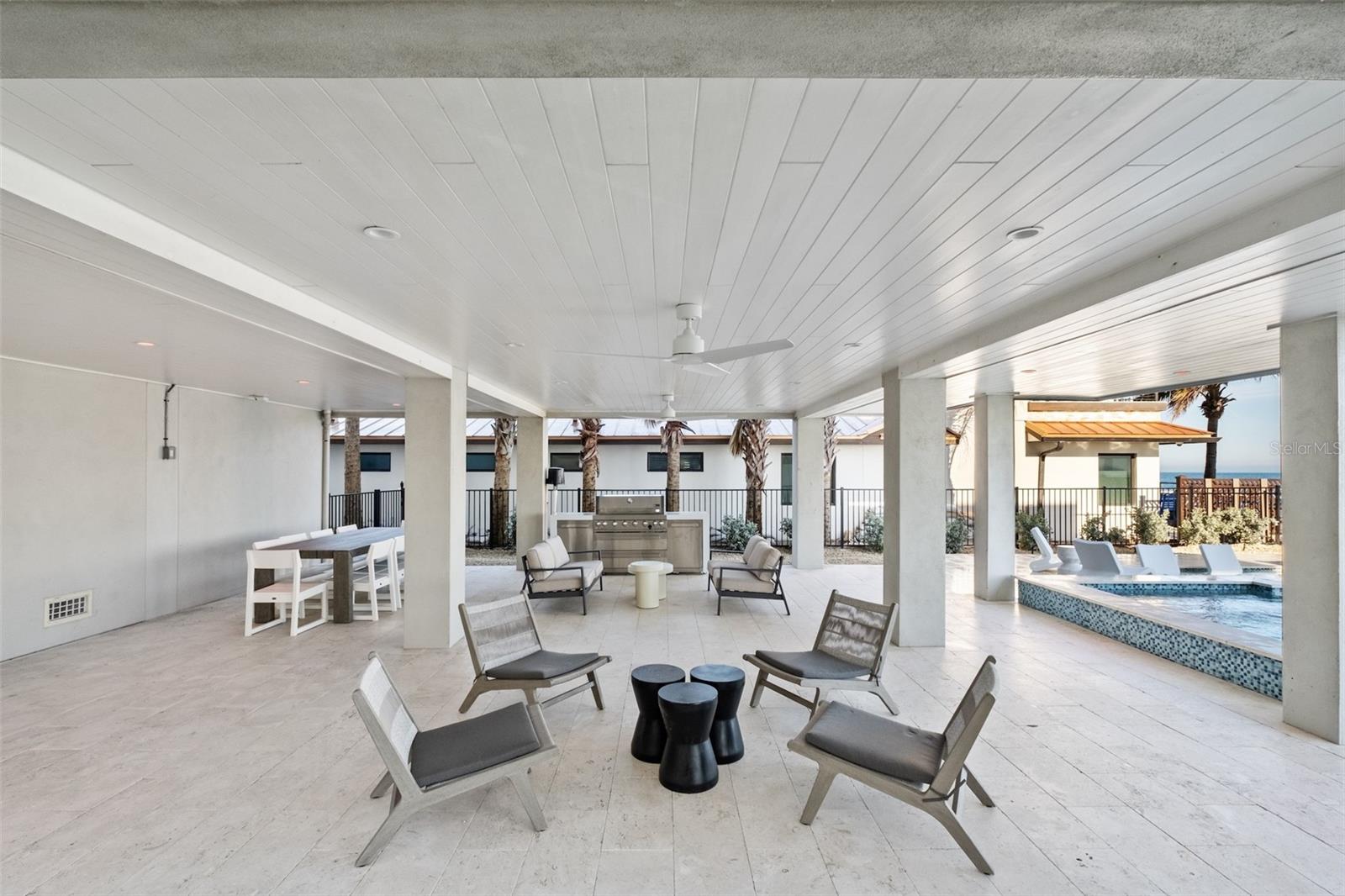 A4658461 Property Photo
