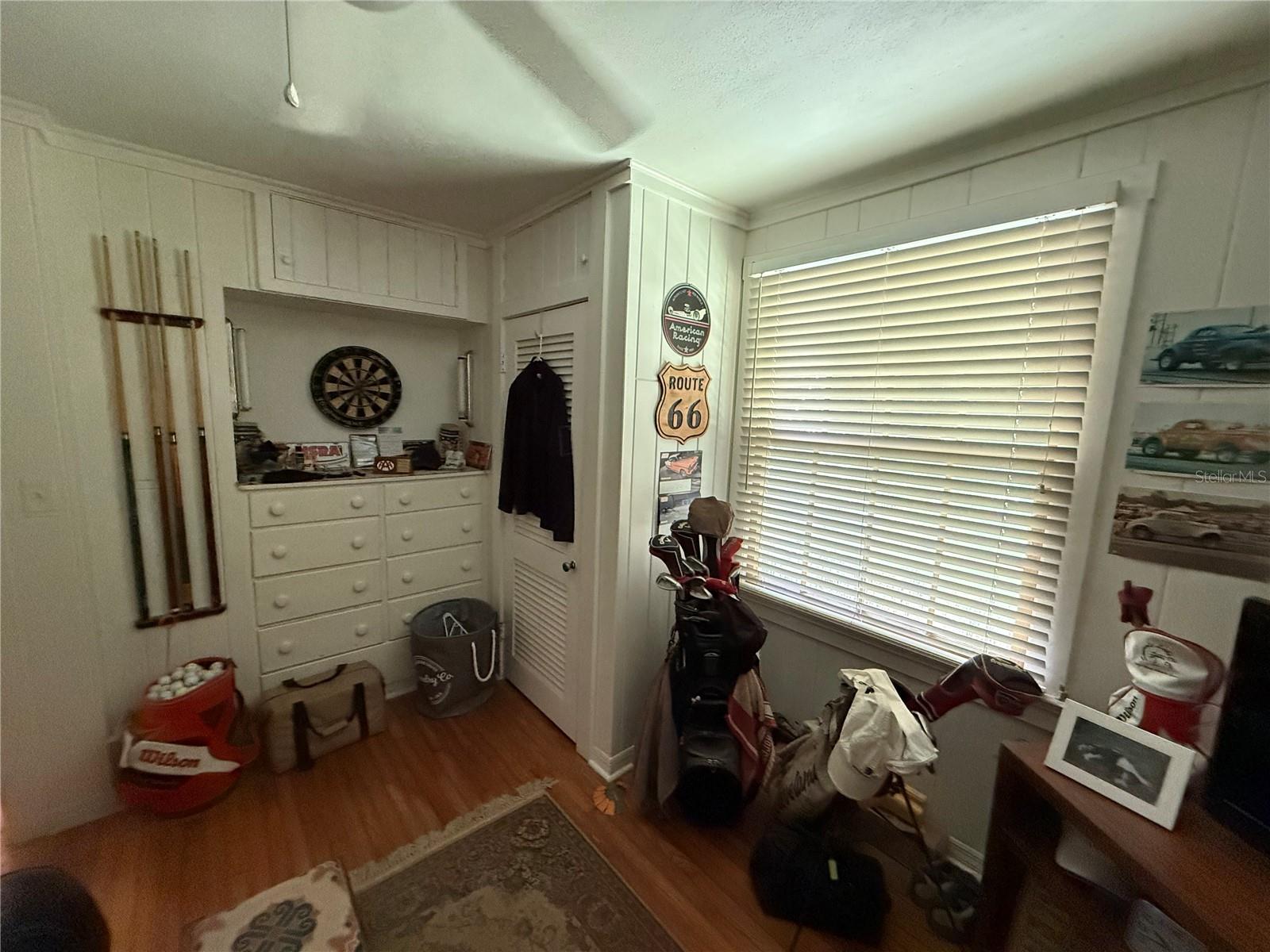 210 W 11TH AVE, MOUNT DORA, FL, 32757