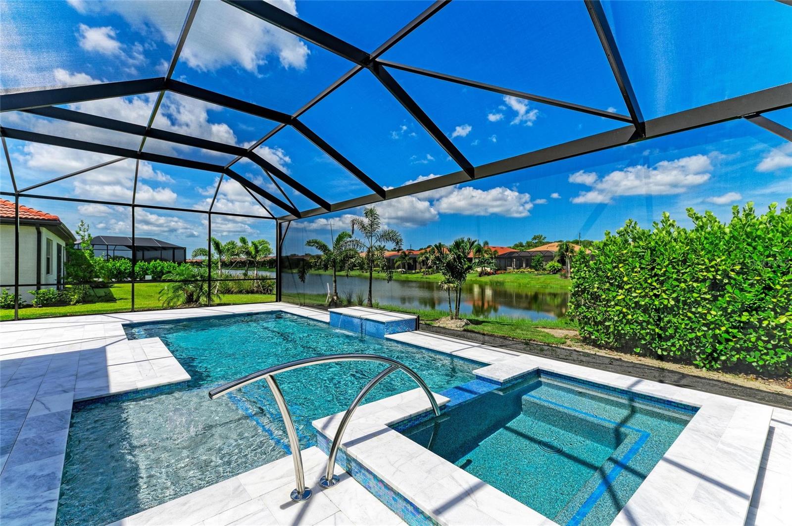 653 MARAVIYA BLVD, NOKOMIS, FL, 34275