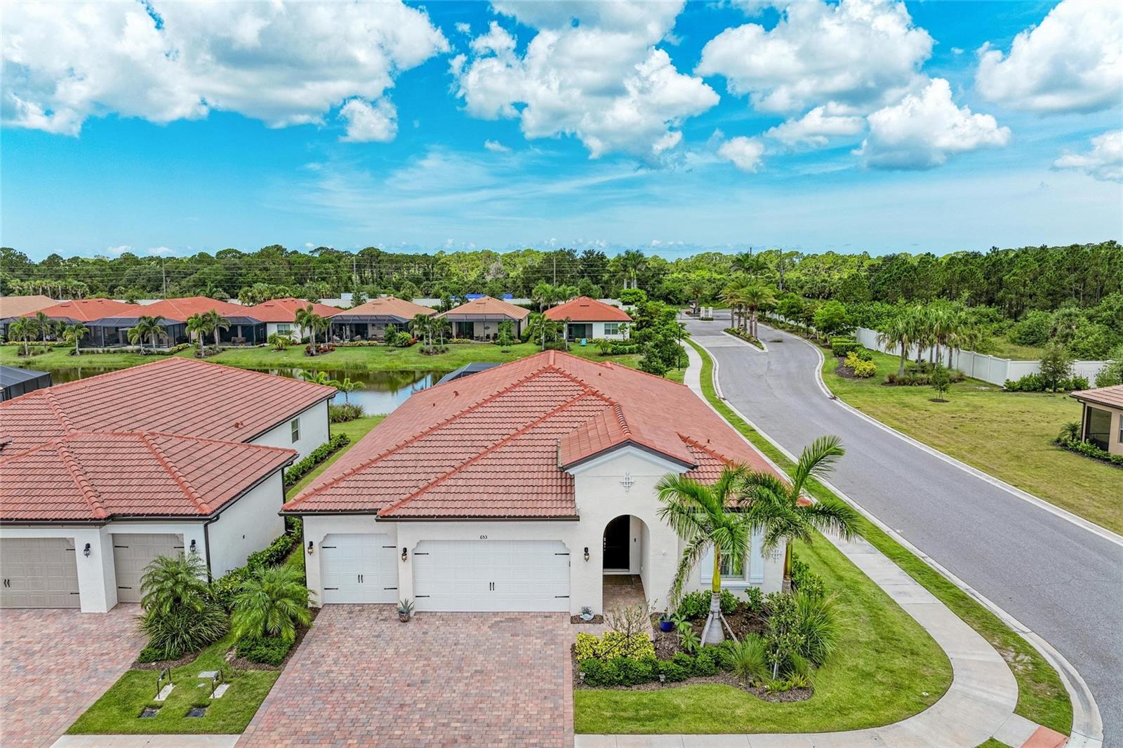 653 MARAVIYA BLVD, NOKOMIS, FL, 34275