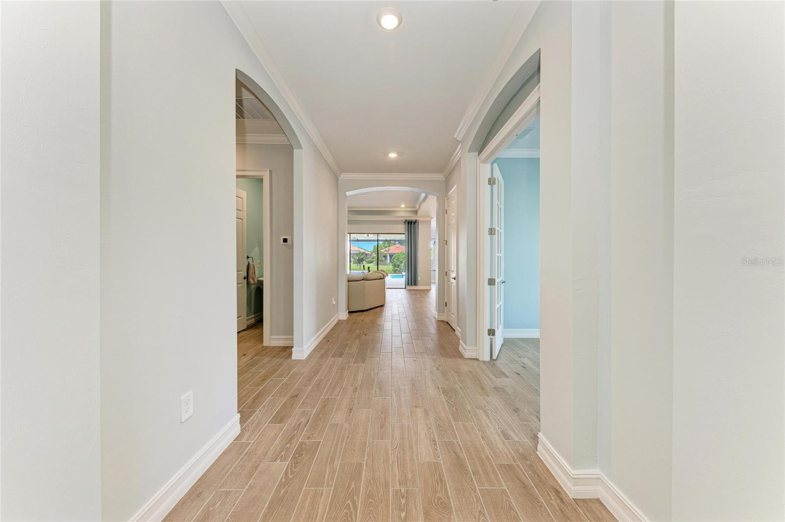 653 MARAVIYA BLVD, NOKOMIS, FL, 34275