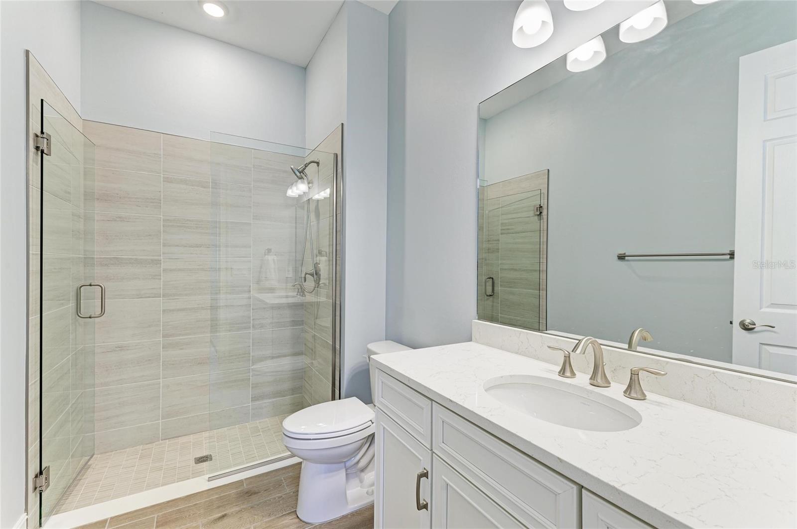 653 MARAVIYA BLVD, NOKOMIS, FL, 34275