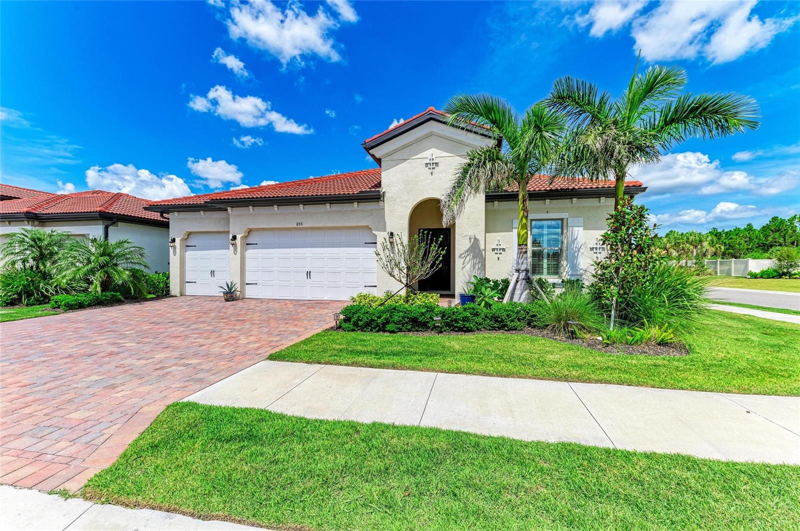 653 MARAVIYA BLVD, NOKOMIS, FL, 34275