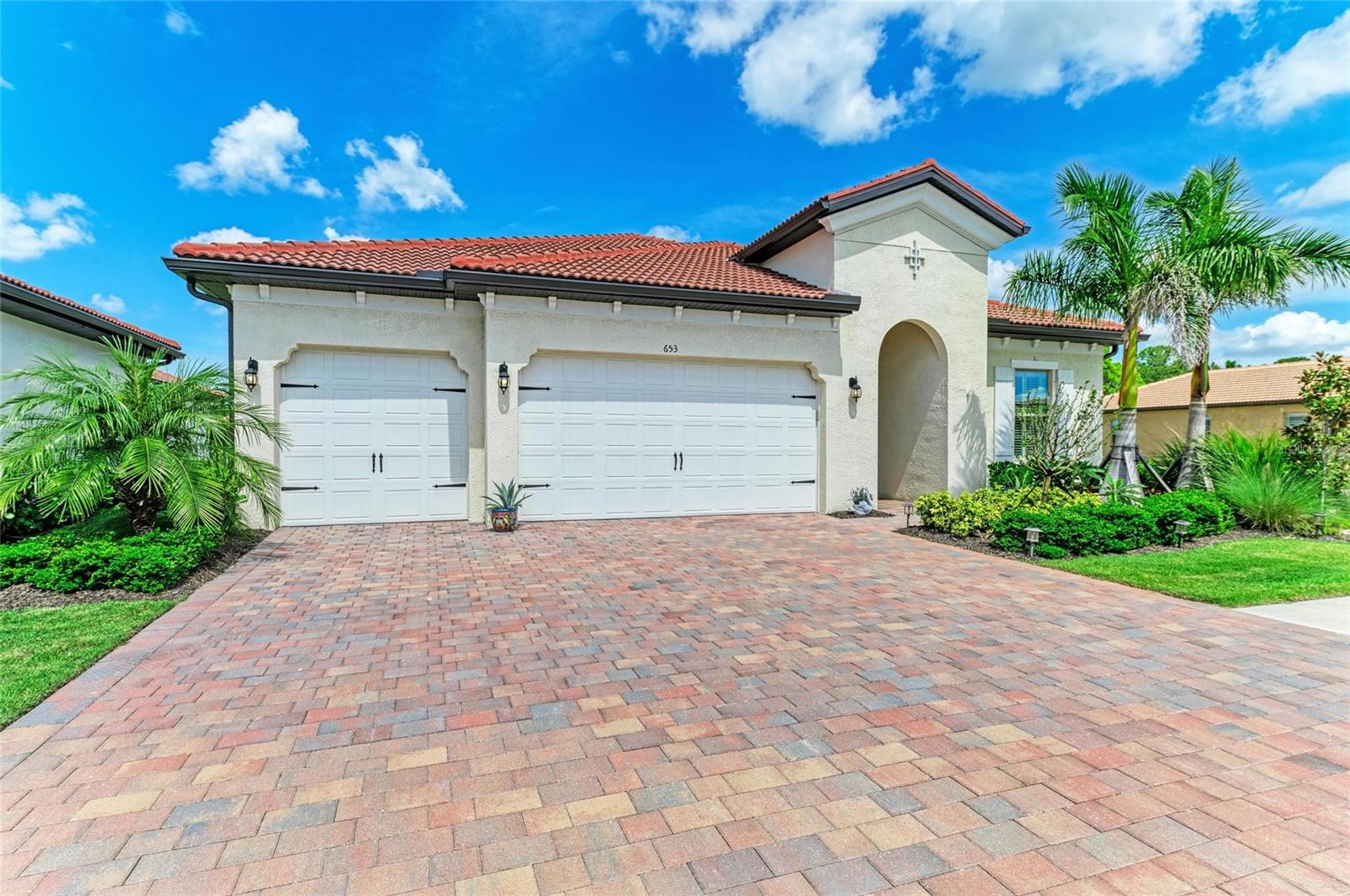 653 MARAVIYA BLVD, NOKOMIS, FL, 34275