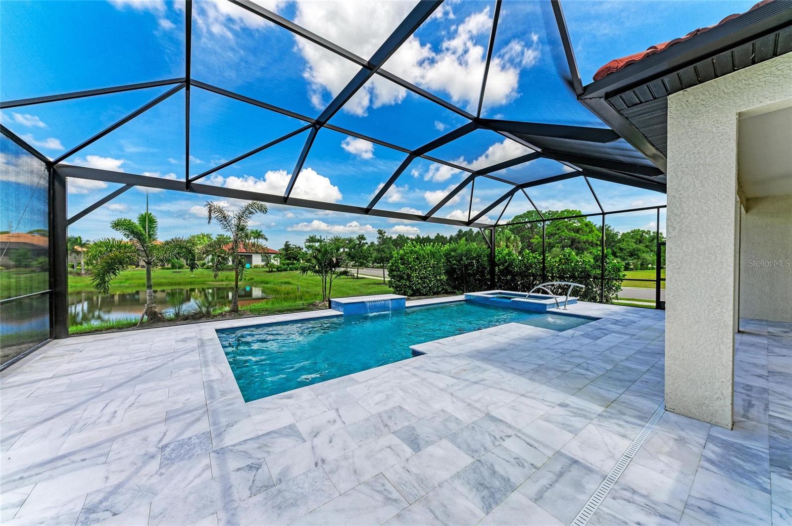 653 MARAVIYA BLVD, NOKOMIS, FL, 34275