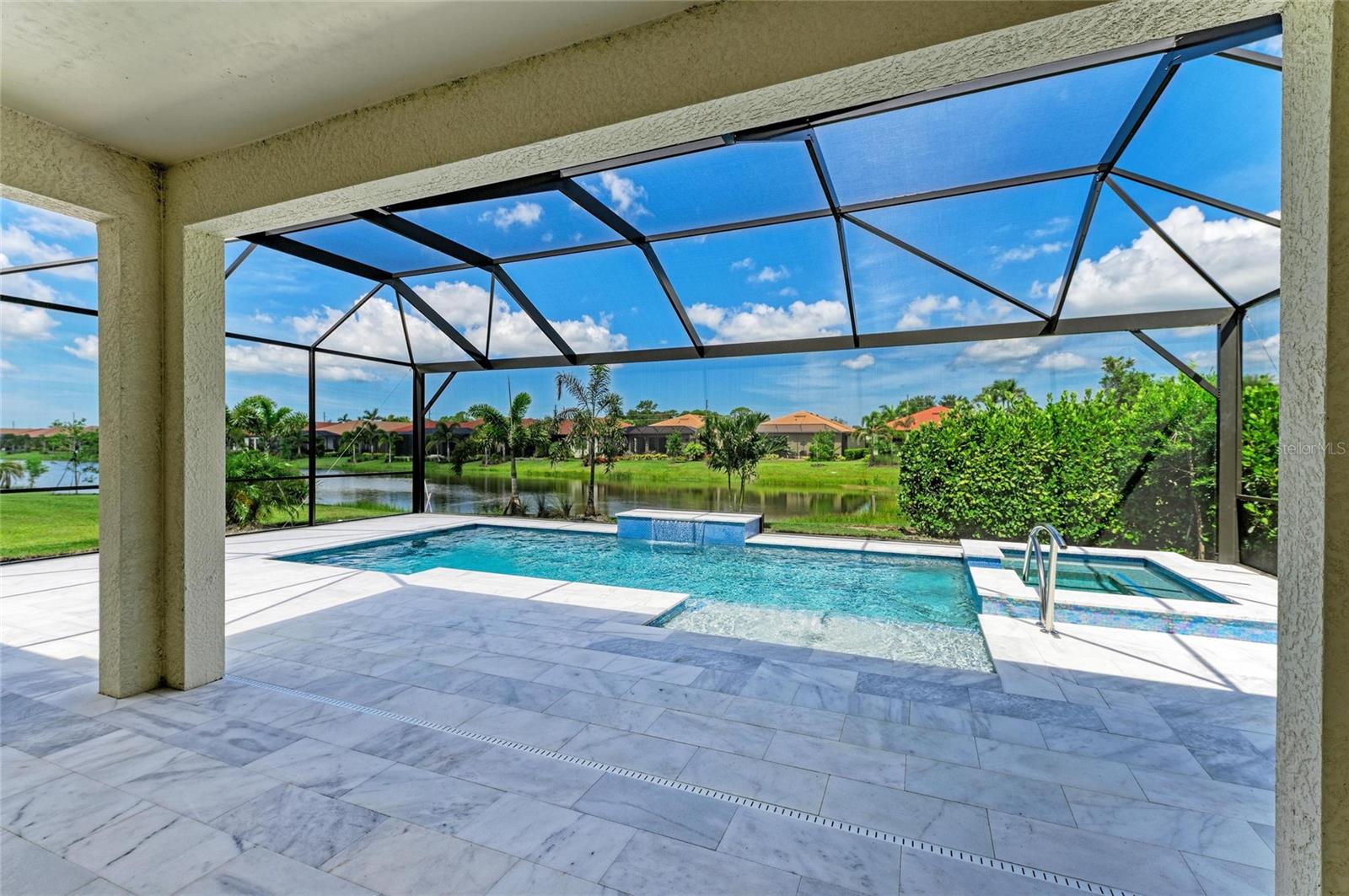 653 MARAVIYA BLVD, NOKOMIS, FL, 34275