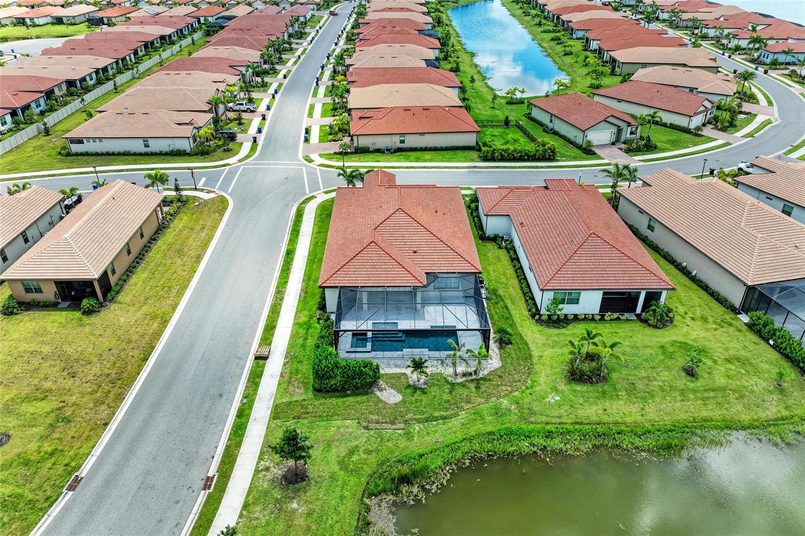 653 MARAVIYA BLVD, NOKOMIS, FL, 34275