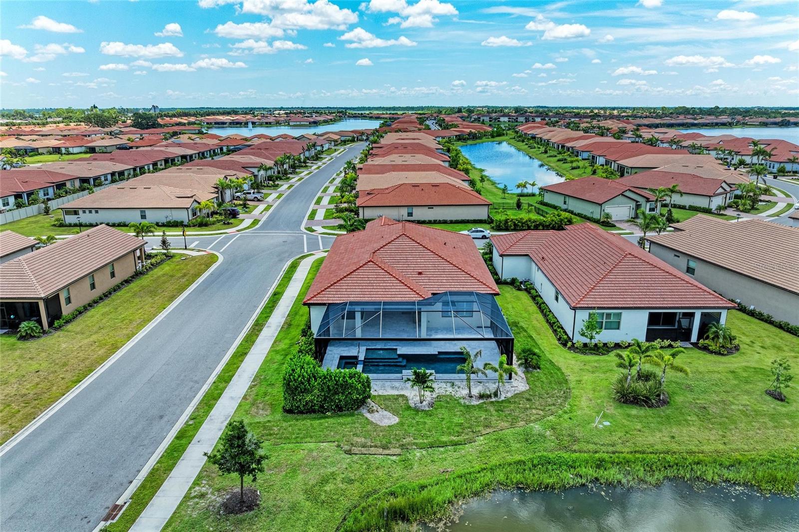 653 MARAVIYA BLVD, NOKOMIS, FL, 34275