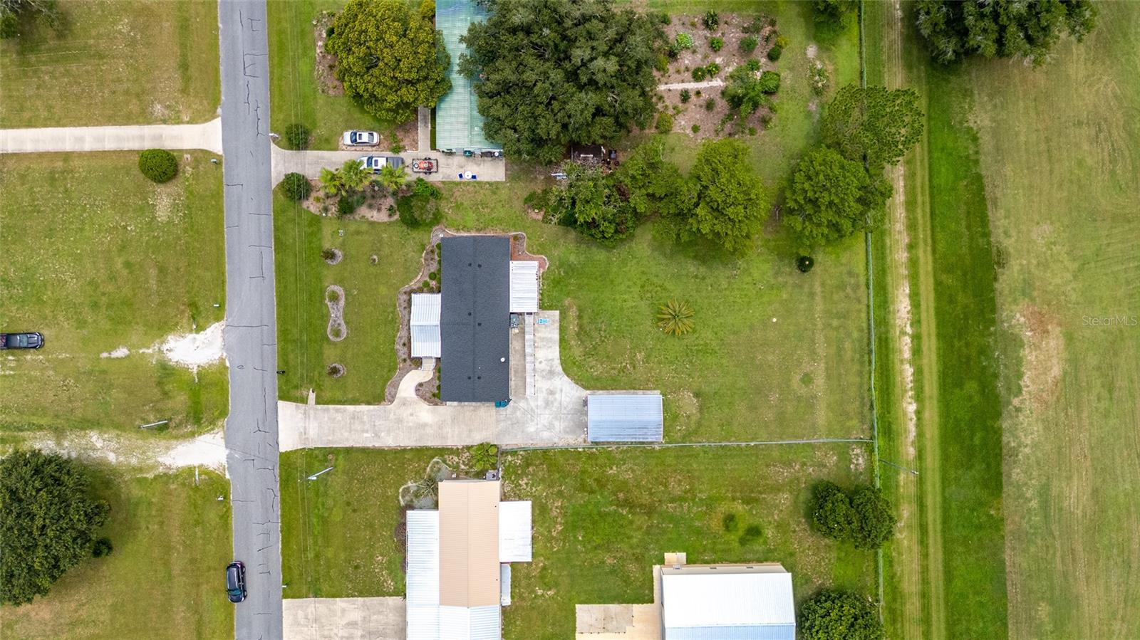 7706 COUNTY ROAD 109D, LADY LAKE, FL, 32159