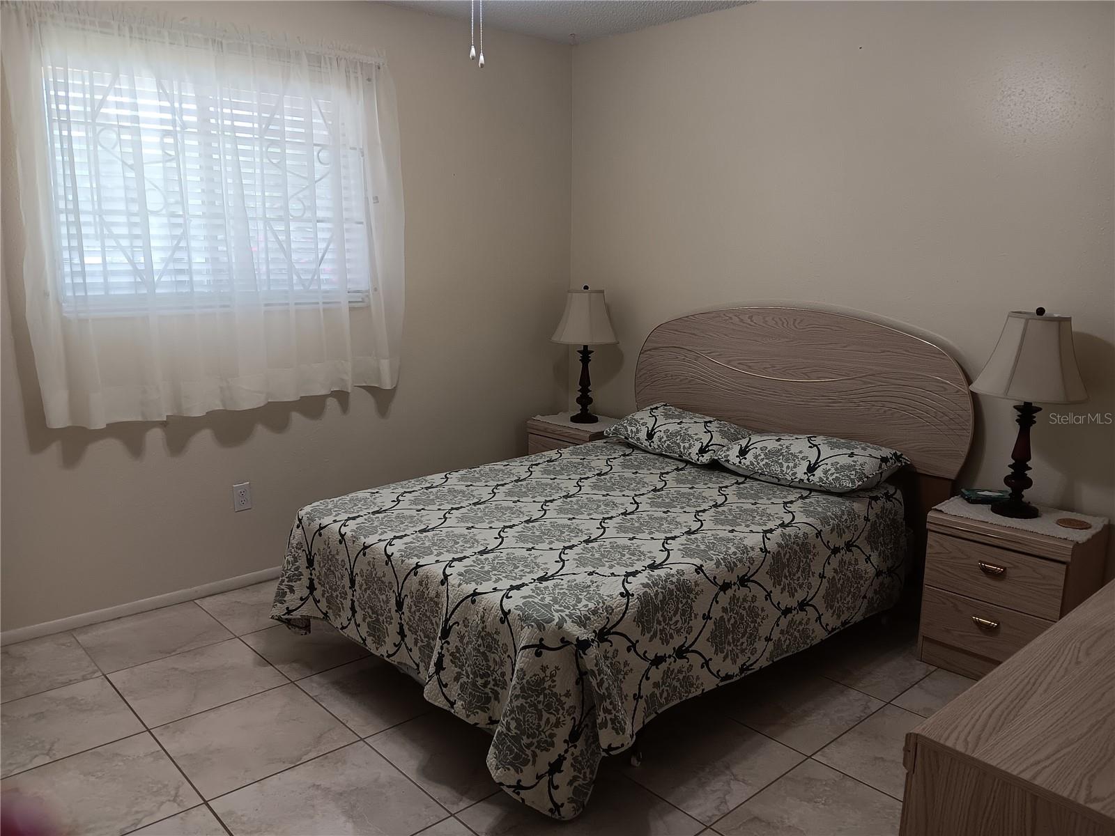 O6325907 Property Photo