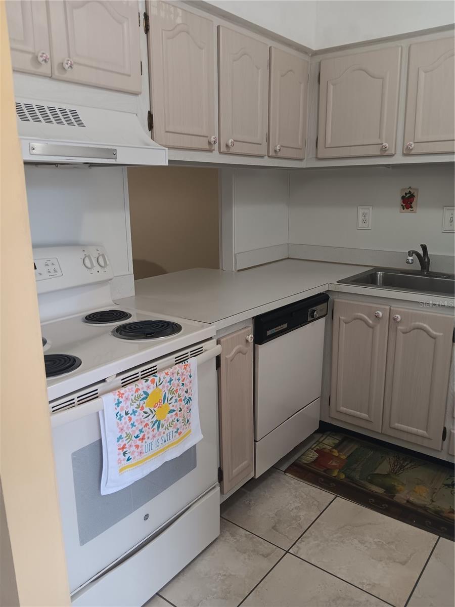 O6325907 Property Photo